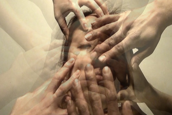 손의 습격 Attack of hands, Print on synthetic paper,153x60cm 이미지